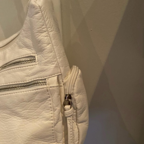 Kate & Mel White Shoulder Bag - Picture 5 of 12